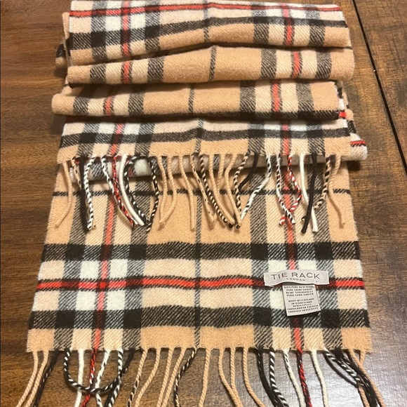 Châle Enveloppant Tie Rack London - Effet Câble Et Franges - Taille Unique - Crème - Neuf Sans étiquette